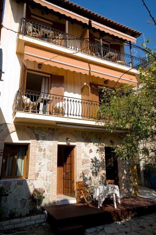 פארגה Hotel Tourist מראה חיצוני תמונה